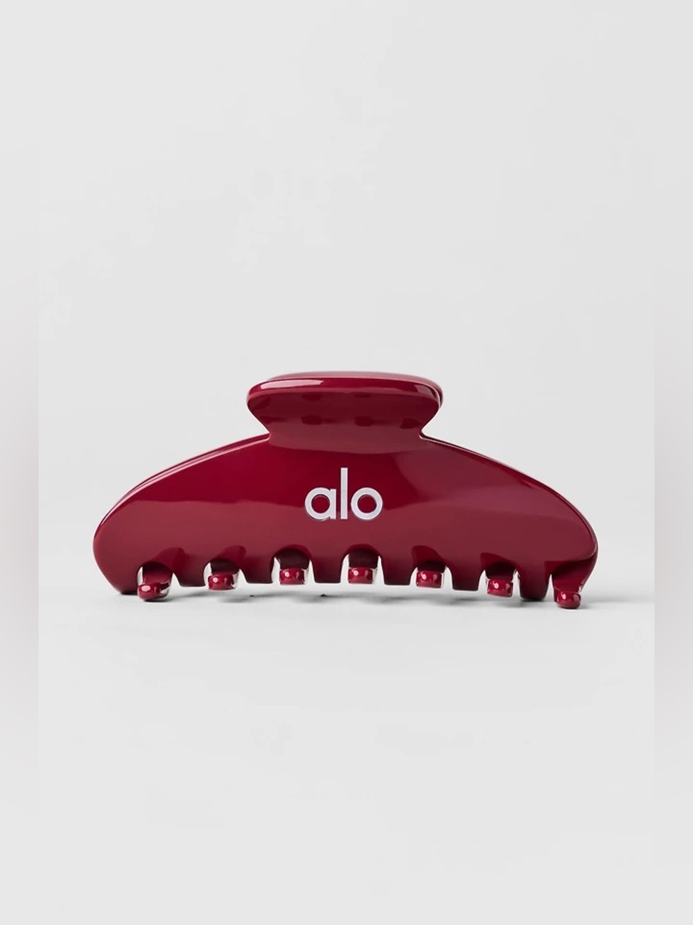 ALO Yoga Summer Romance Red Hair Claw Clip